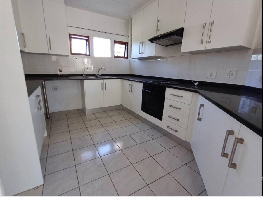 To Let 2 Bedroom Property for Rent in Sandown Gauteng