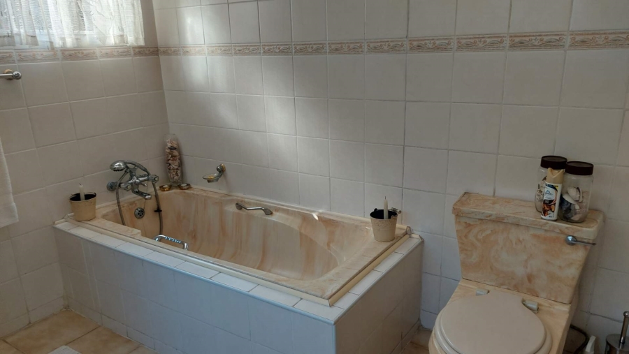3 Bedroom Property for Sale in Bedfordview Gauteng