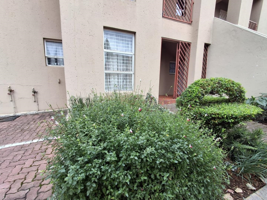 3 Bedroom Property for Sale in Brackendowns Gauteng