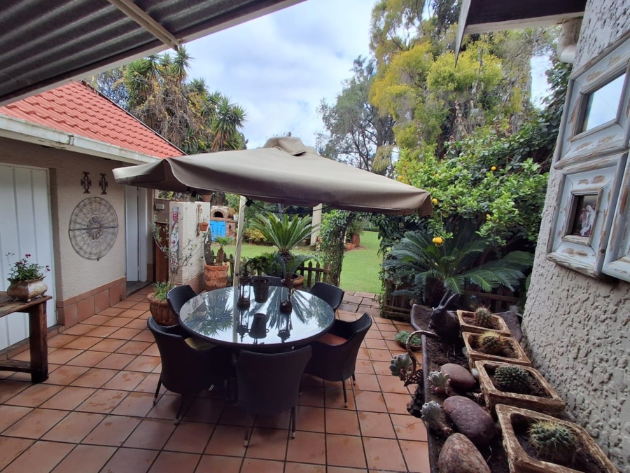 3 Bedroom Property for Sale in Brackenhurst Gauteng