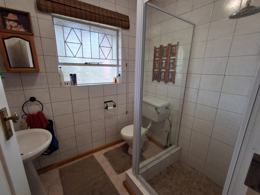 3 Bedroom Property for Sale in Brackenhurst Gauteng