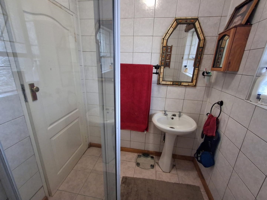 3 Bedroom Property for Sale in Brackenhurst Gauteng