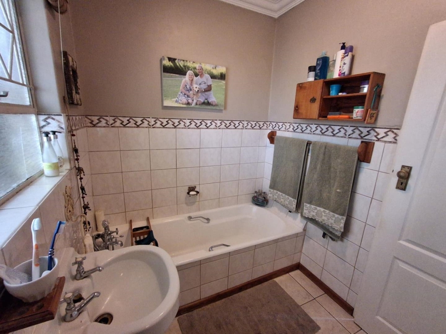 3 Bedroom Property for Sale in Brackenhurst Gauteng