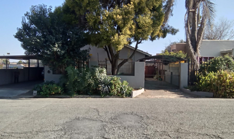 3 Bedroom Property for Sale in Sophiatown Gauteng