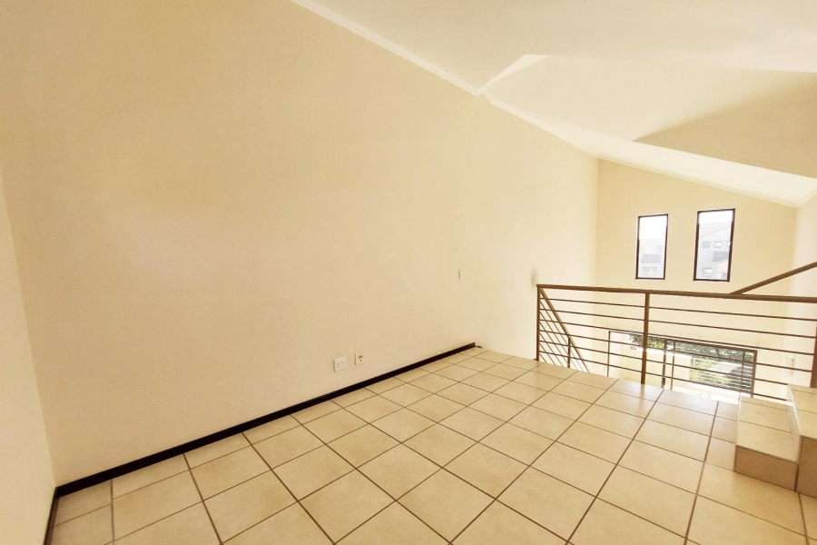To Let 2 Bedroom Property for Rent in Douglasdale Gauteng