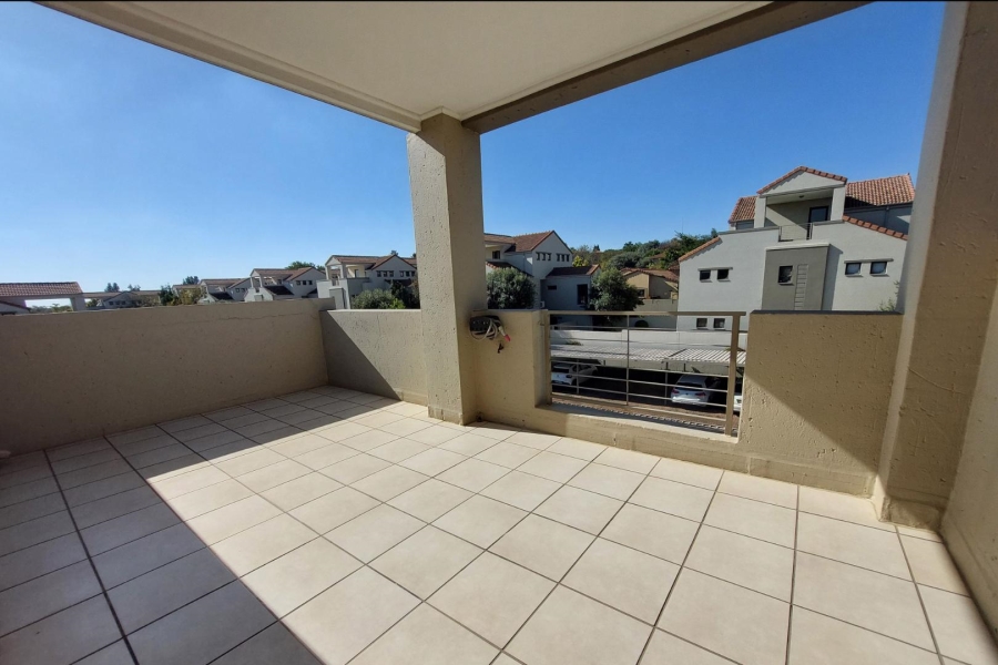 To Let 2 Bedroom Property for Rent in Douglasdale Gauteng