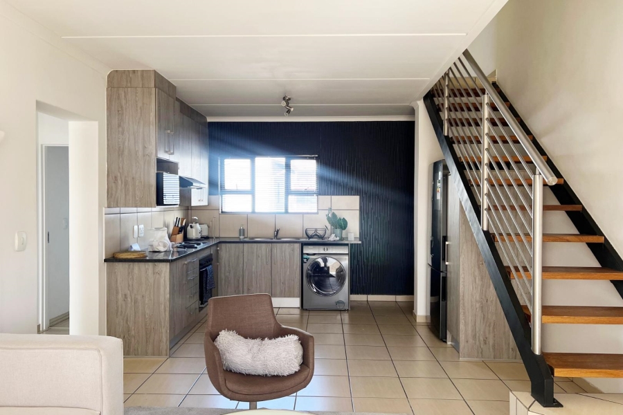 To Let 3 Bedroom Property for Rent in Barbeque Downs Gauteng