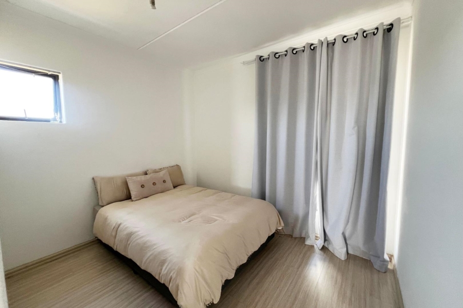 To Let 3 Bedroom Property for Rent in Barbeque Downs Gauteng