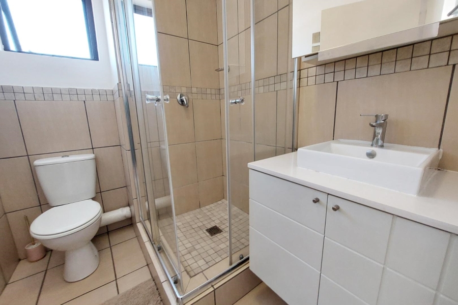 To Let 3 Bedroom Property for Rent in Barbeque Downs Gauteng