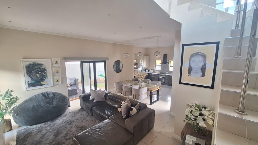 To Let 3 Bedroom Property for Rent in Ferndale Gauteng