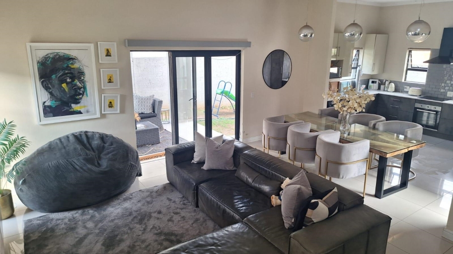 To Let 3 Bedroom Property for Rent in Ferndale Gauteng