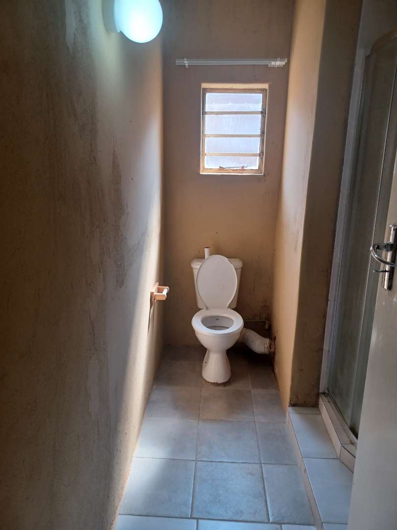 To Let 1 Bedroom Property for Rent in Silverton Gauteng