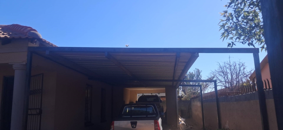 3 Bedroom Property for Sale in Soshanguve South Gauteng