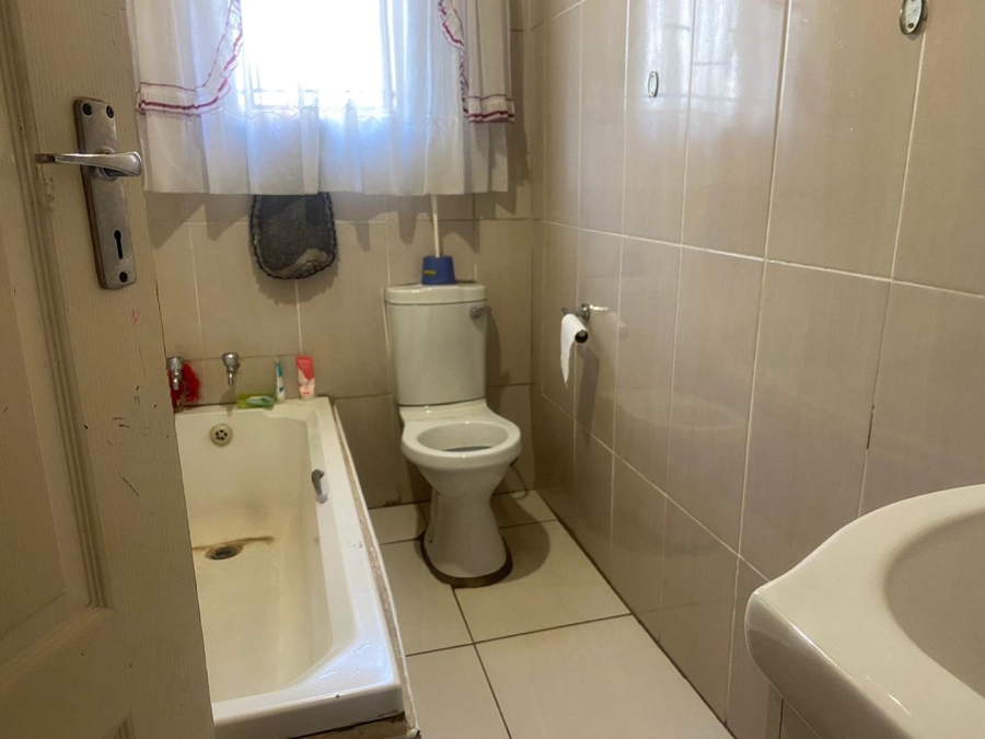 2 Bedroom Property for Sale in Tembisa Gauteng
