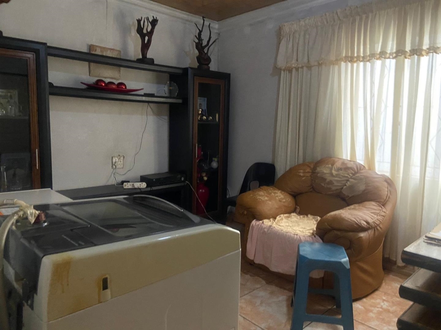 2 Bedroom Property for Sale in Tembisa Gauteng