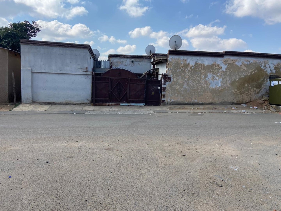 2 Bedroom Property for Sale in Tembisa Gauteng