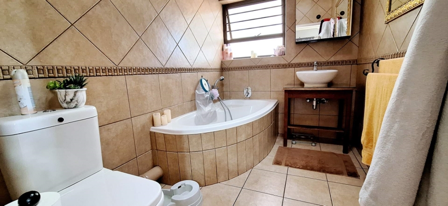 3 Bedroom Property for Sale in Florentia Gauteng