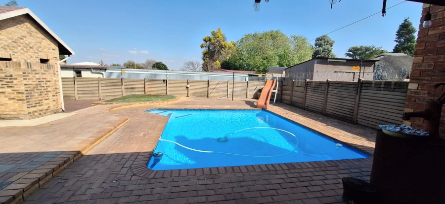 3 Bedroom Property for Sale in Florentia Gauteng