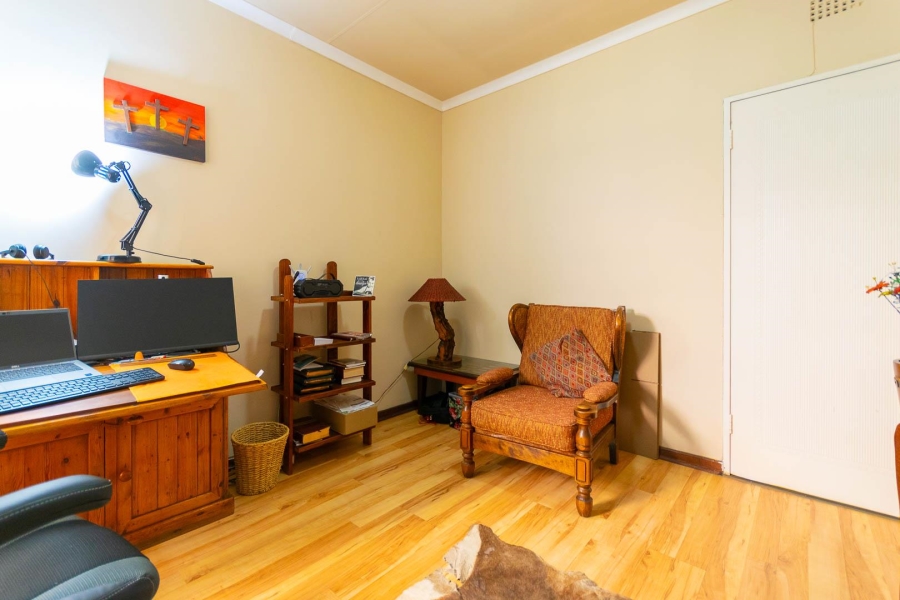 4 Bedroom Property for Sale in Brackenhurst Gauteng
