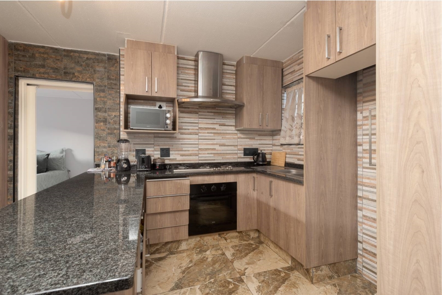 1 Bedroom Property for Sale in Alan Manor Gauteng