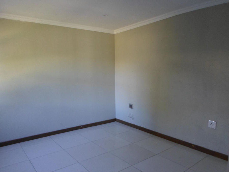 To Let 1 Bedroom Property for Rent in Oakdene Gauteng