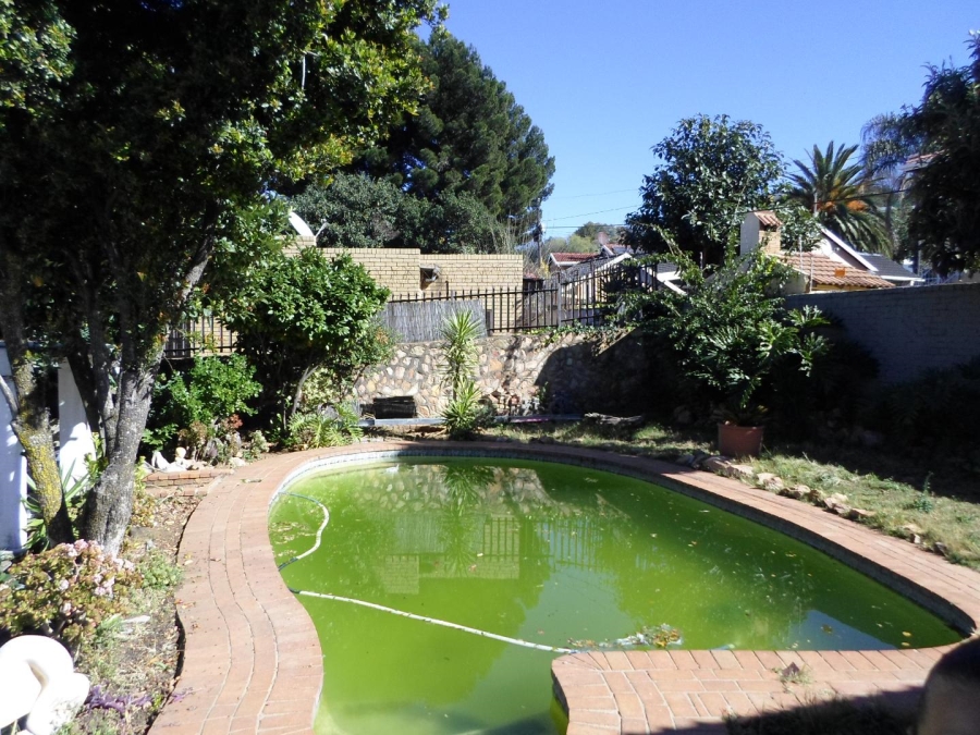 To Let 1 Bedroom Property for Rent in Oakdene Gauteng