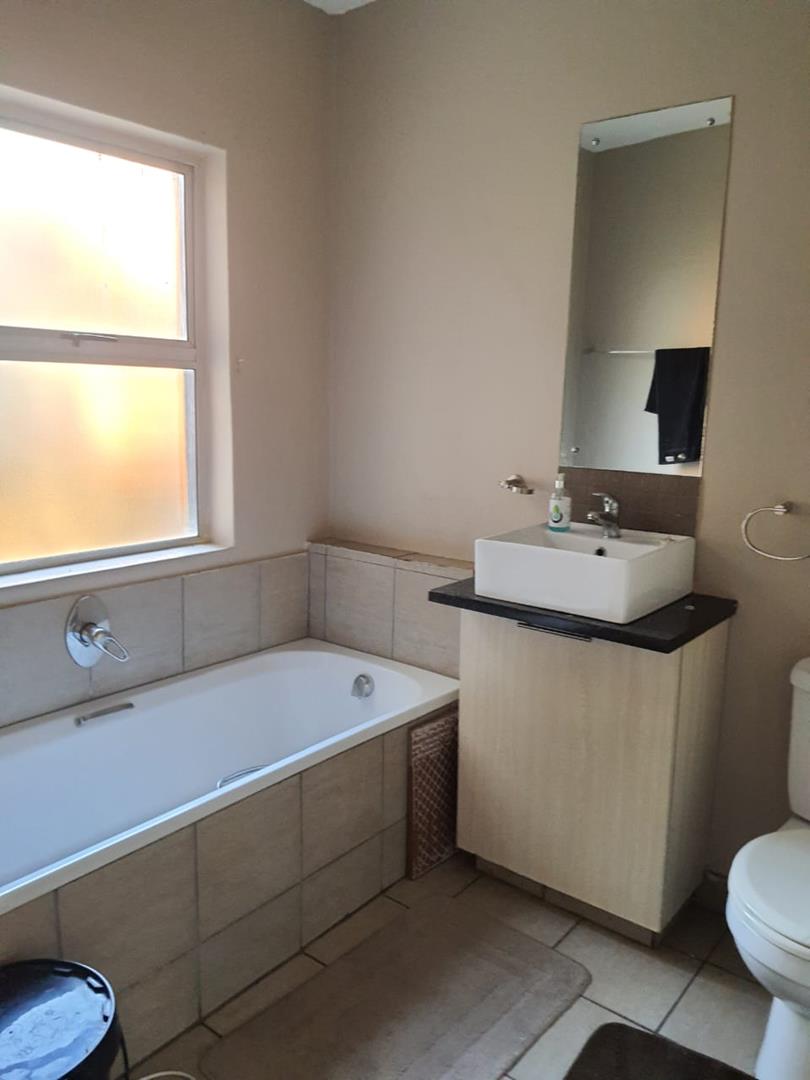 2 Bedroom Property for Sale in Murrayfield Gauteng