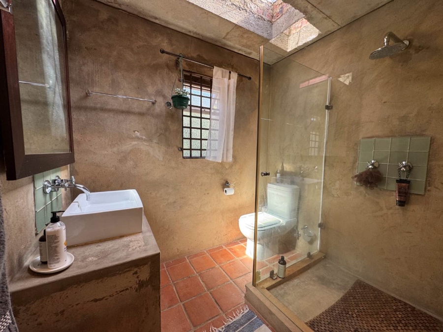 5 Bedroom Property for Sale in Waterkloof Gauteng