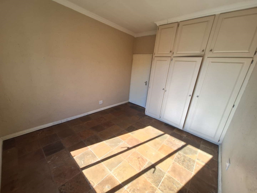 1 Bedroom Property for Sale in Weltevreden Park Gauteng