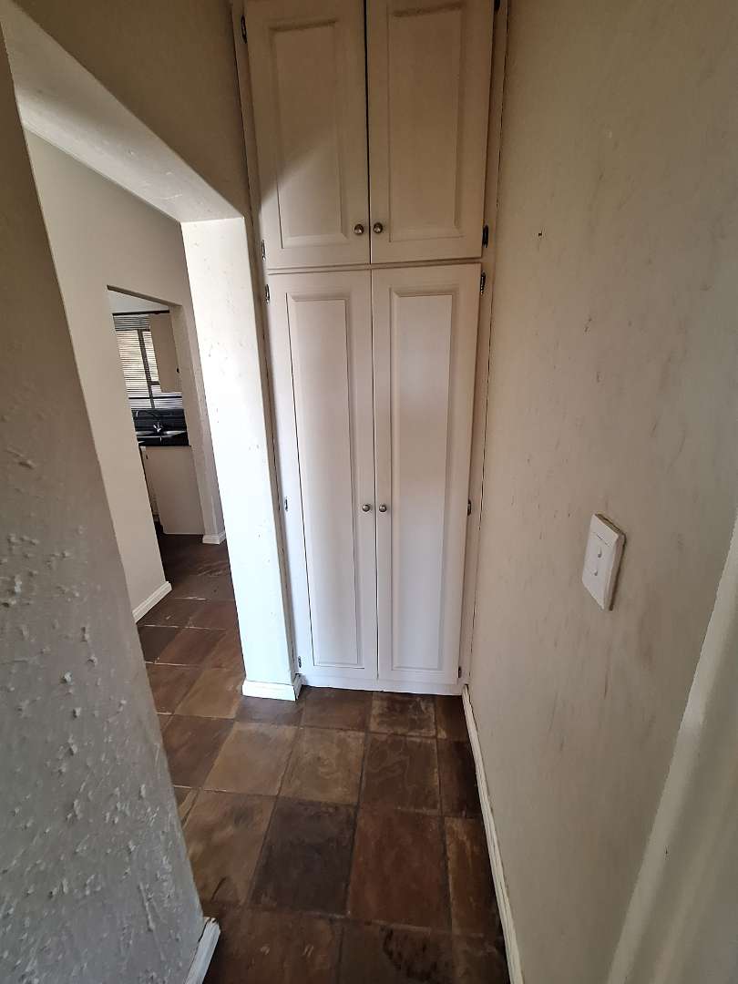 1 Bedroom Property for Sale in Weltevreden Park Gauteng