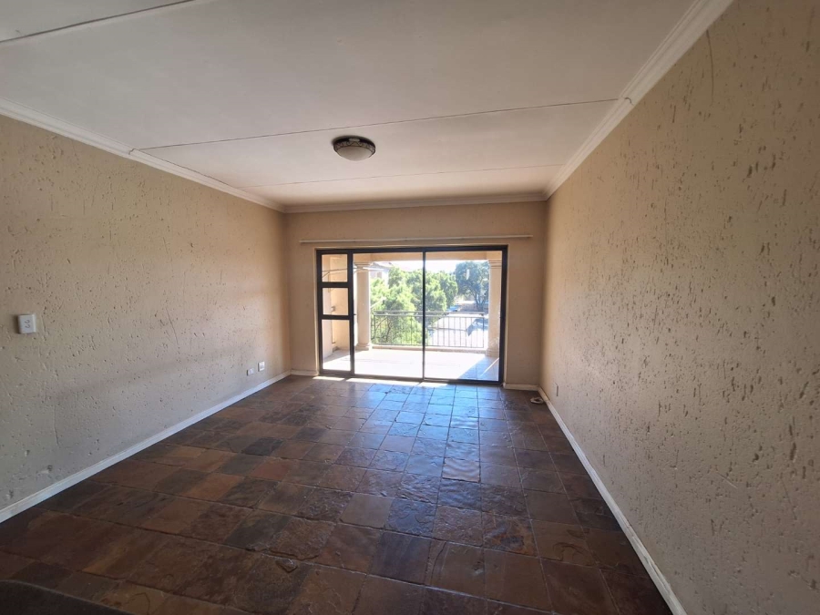 1 Bedroom Property for Sale in Weltevreden Park Gauteng