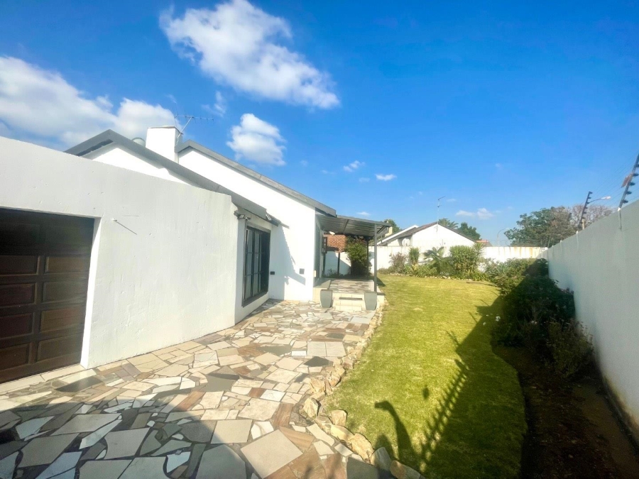 3 Bedroom Property for Sale in Esther Park Gauteng
