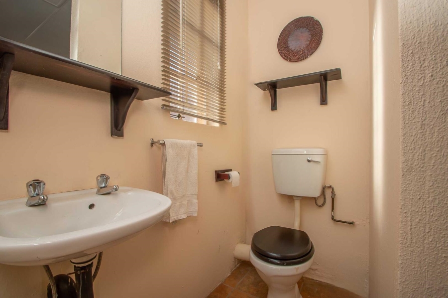 3 Bedroom Property for Sale in Honeydew Grove Gauteng