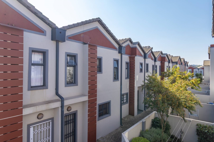 To Let 2 Bedroom Property for Rent in Honeydew Gauteng