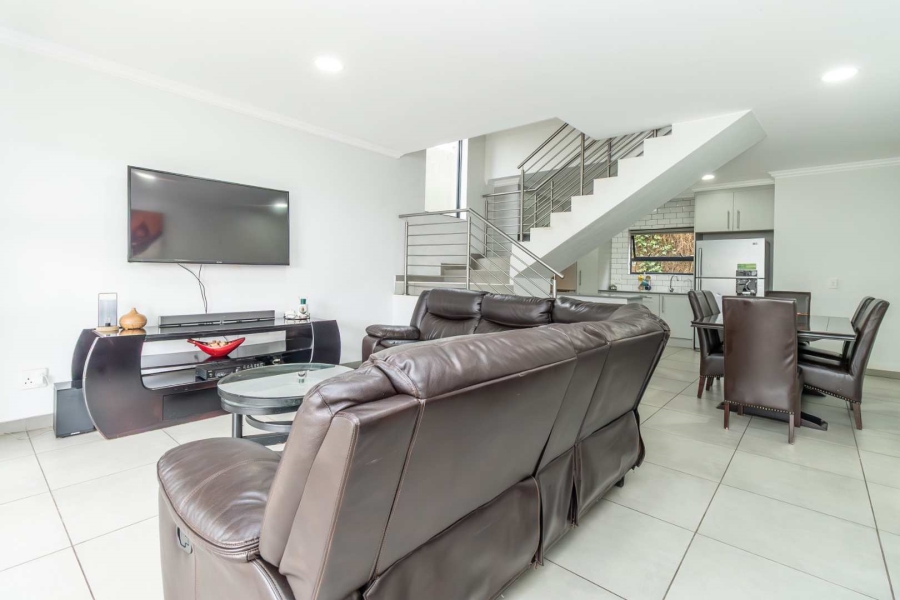 4 Bedroom Property for Sale in Allens Nek Gauteng
