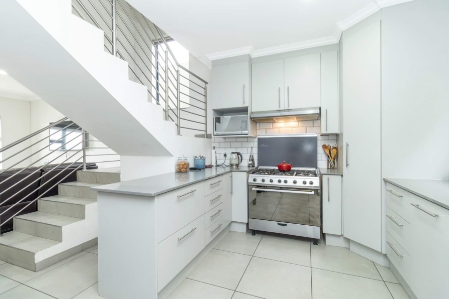 4 Bedroom Property for Sale in Allens Nek Gauteng
