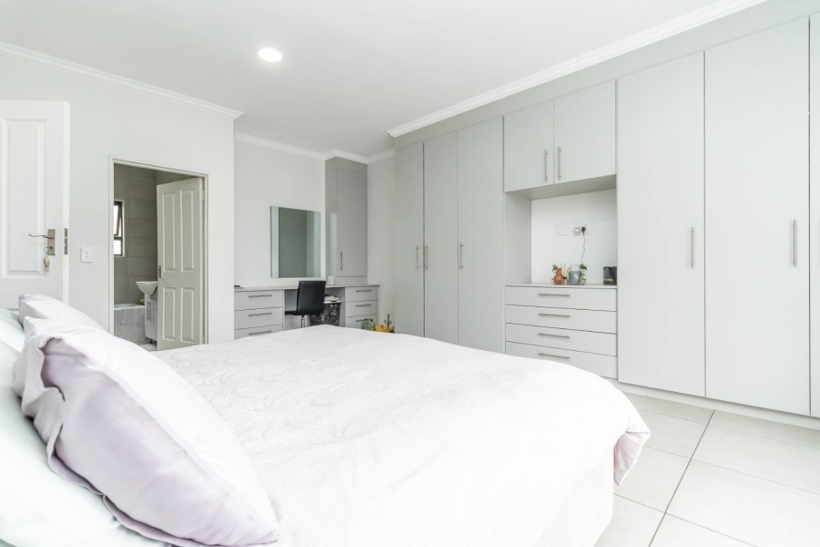 4 Bedroom Property for Sale in Allens Nek Gauteng