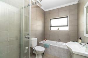 4 Bedroom Property for Sale in Allens Nek Gauteng