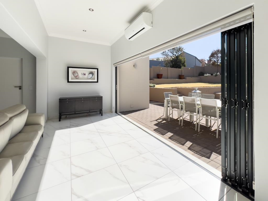 4 Bedroom Property for Sale in Midstream Ridge Gauteng