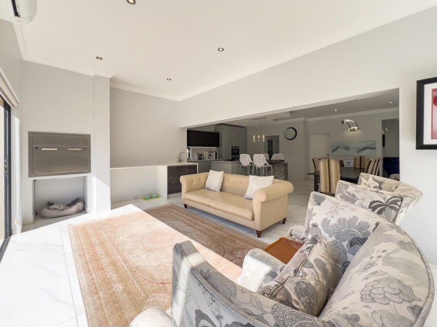 4 Bedroom Property for Sale in Midstream Ridge Gauteng