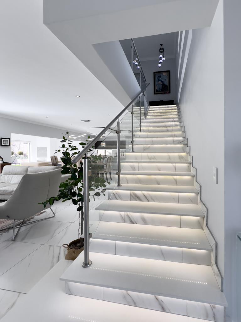 4 Bedroom Property for Sale in Midstream Ridge Gauteng