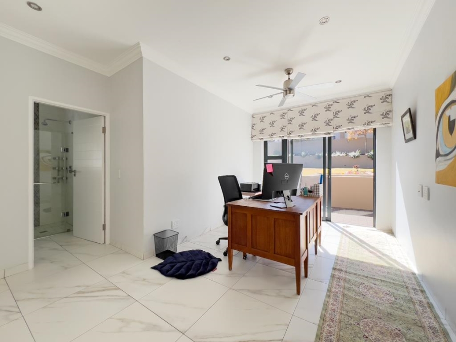 4 Bedroom Property for Sale in Midstream Ridge Gauteng