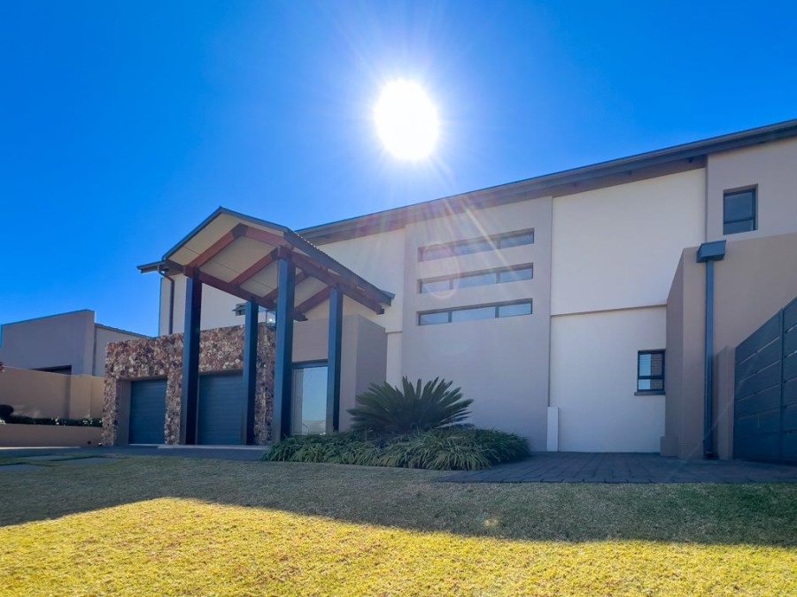 4 Bedroom Property for Sale in Midstream Ridge Gauteng