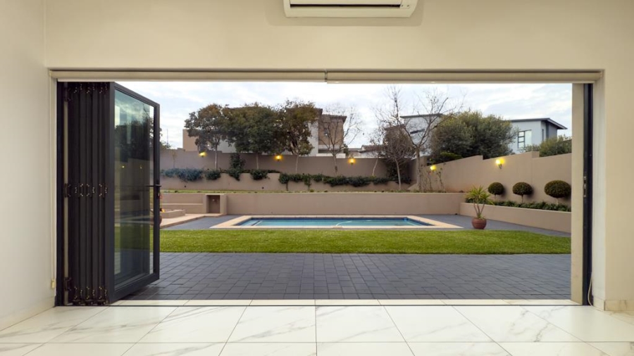 4 Bedroom Property for Sale in Midstream Ridge Gauteng