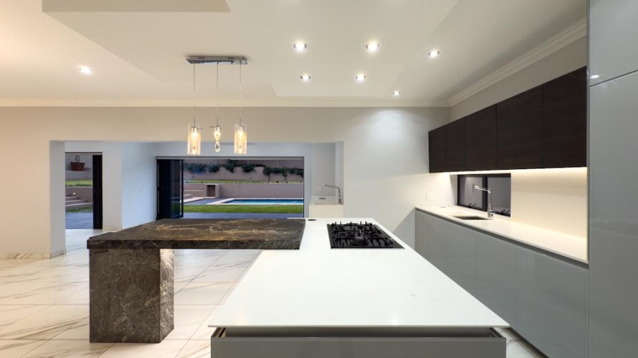 4 Bedroom Property for Sale in Midstream Ridge Gauteng