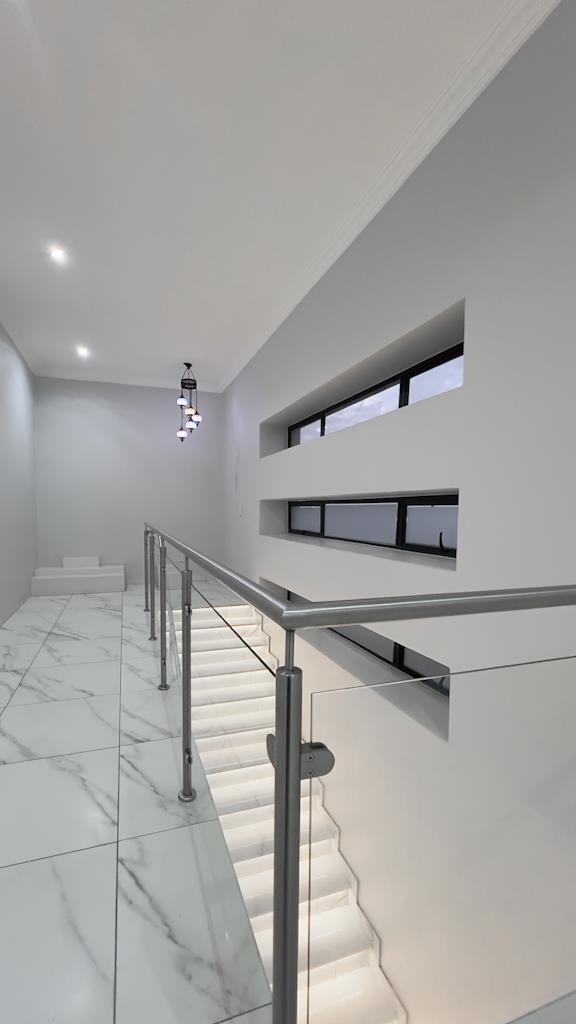 4 Bedroom Property for Sale in Midstream Ridge Gauteng