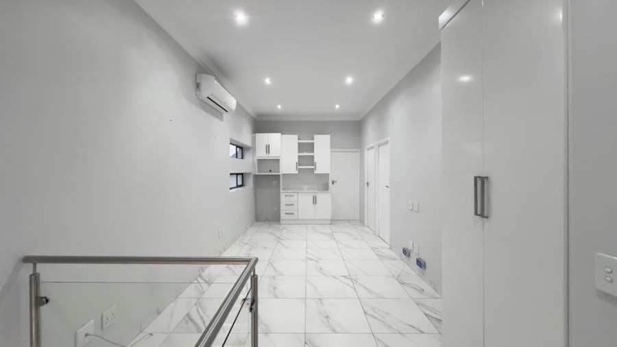 4 Bedroom Property for Sale in Midstream Ridge Gauteng