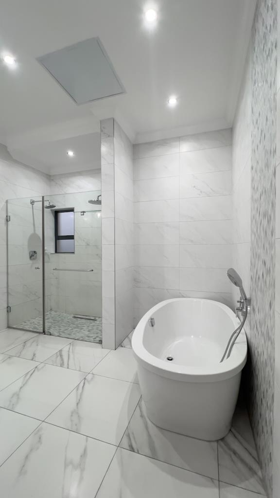 4 Bedroom Property for Sale in Midstream Ridge Gauteng