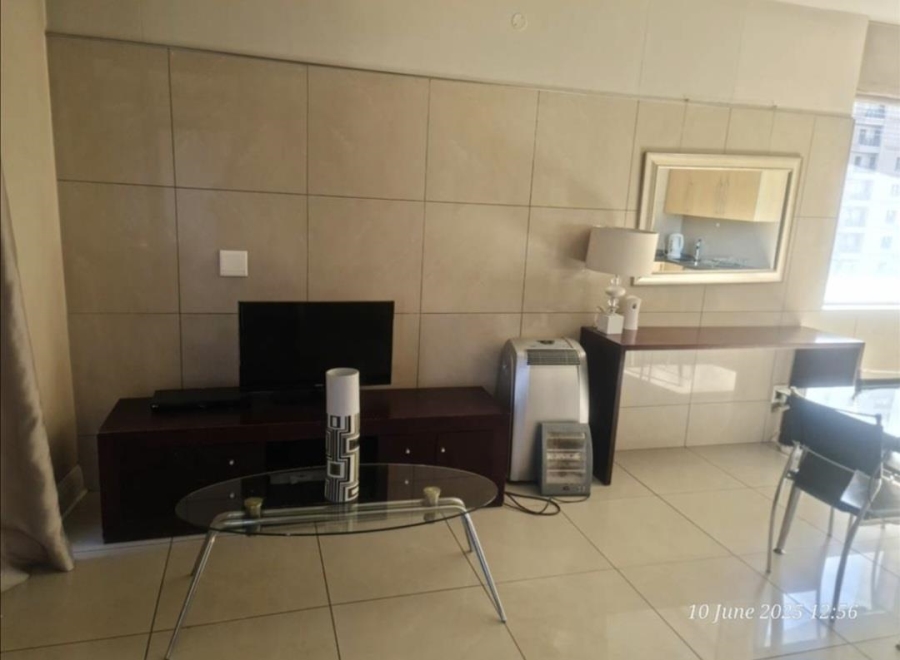 To Let 1 Bedroom Property for Rent in Sandown Gauteng