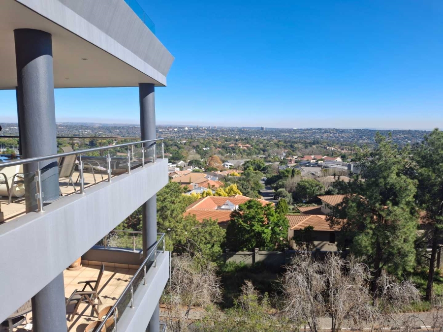 To Let 3 Bedroom Property for Rent in Benmore Gardens Gauteng
